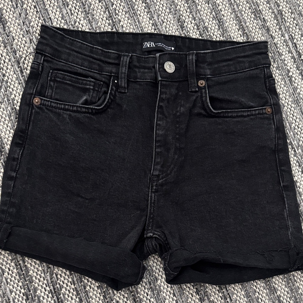 Zara Dark Denim Women's Shorts